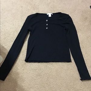 Cute black long sleeved buttoned shirt